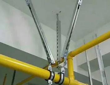 闸阀支撑架的质量要求。价格决定了连云抗震支撑框架的质量。